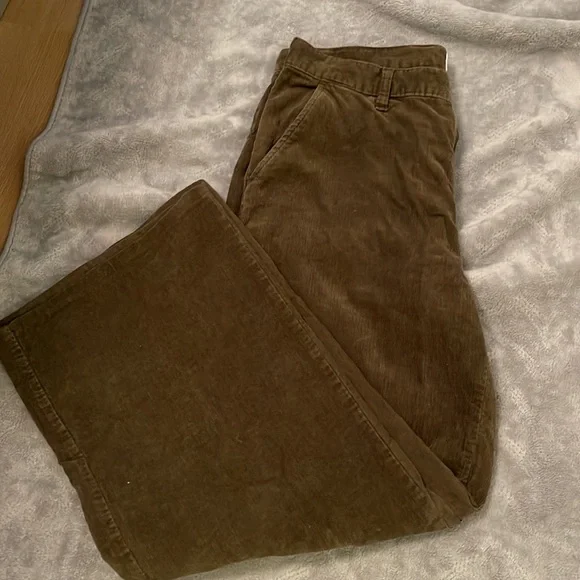 Calvin Klein wide leg cropped cords - Picture 3 of 4